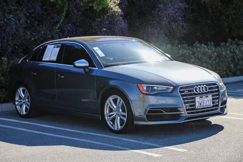Thumbnail: 2016 Audi S3 - 3