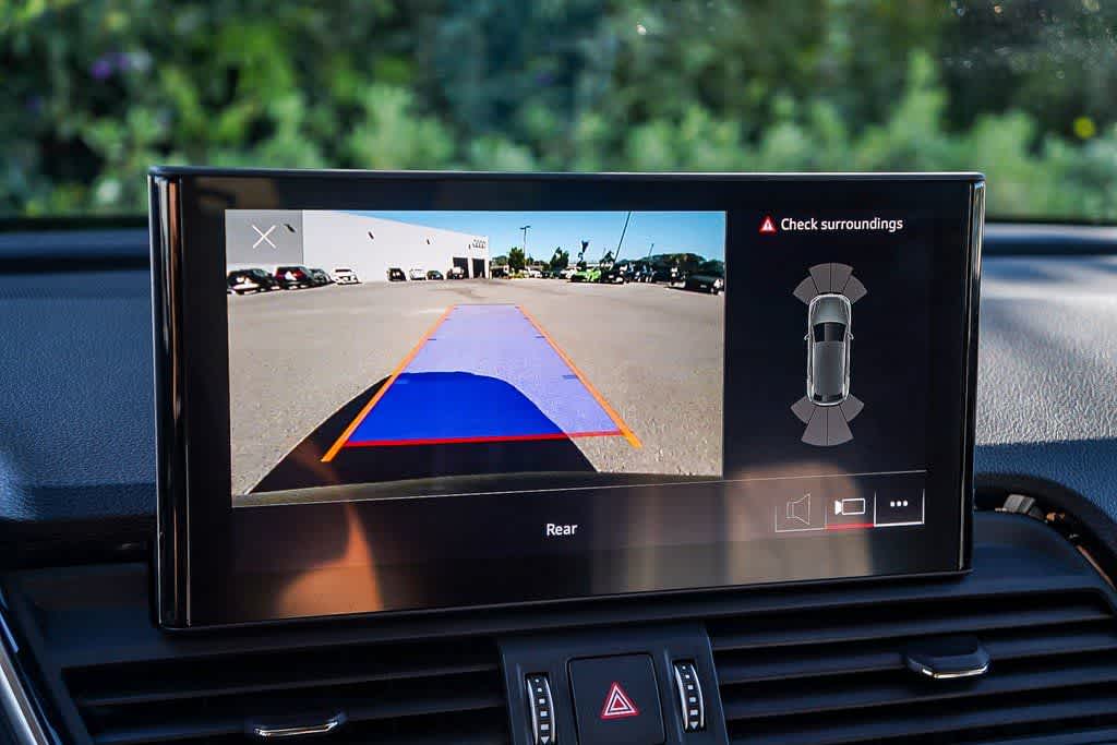 Thumbnail: 2022 Audi Q5 - 26