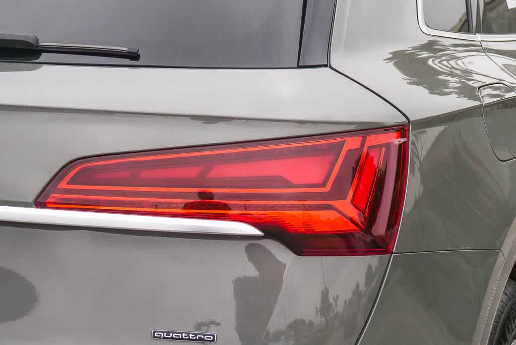 Thumbnail: 2023 Audi Q5 - 9