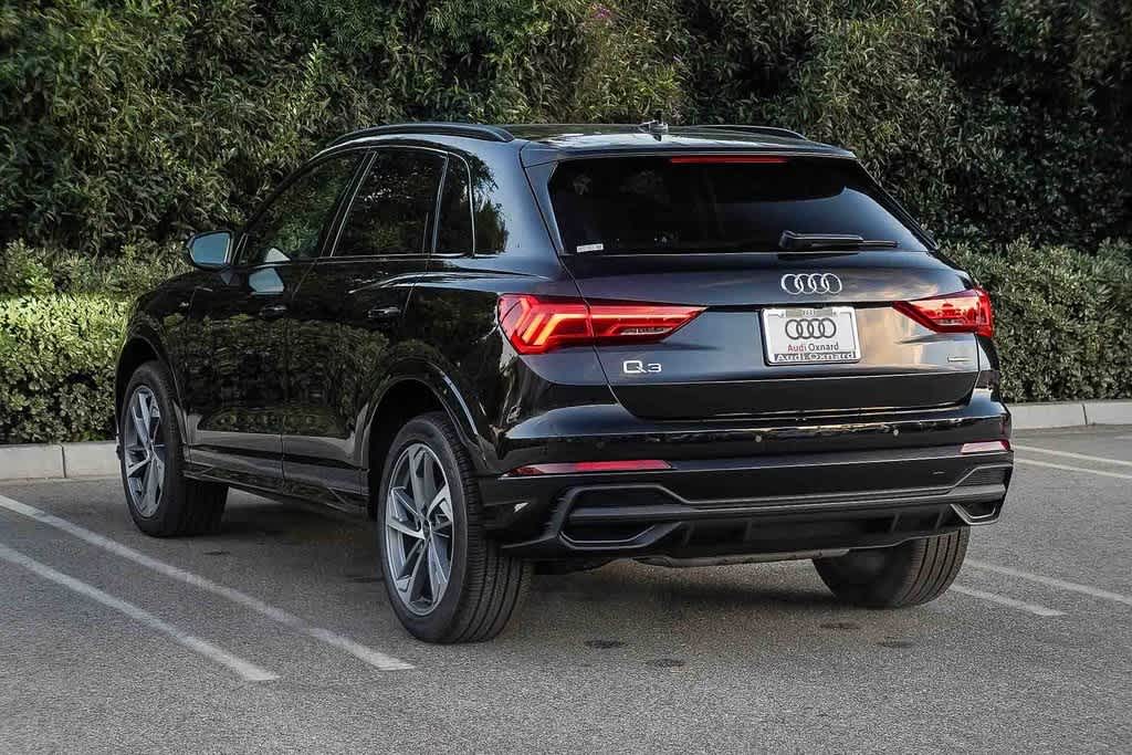 Thumbnail: 2025 Audi Q3 - 6