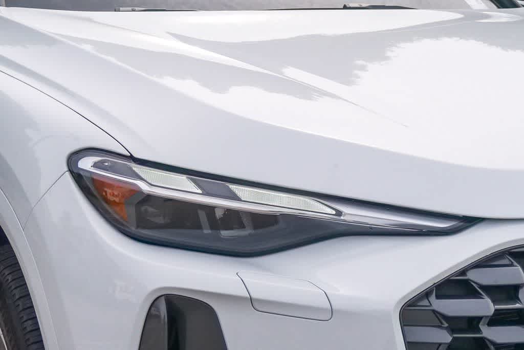 Thumbnail: 2025 Audi Q5 - 4