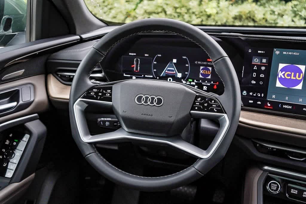 Thumbnail: 2025 Audi Q5 - 15