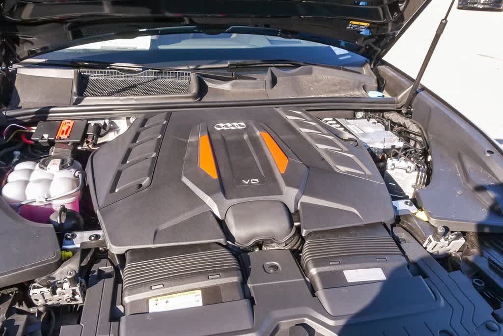 Thumbnail: 2026 Audi SQ8 - 24