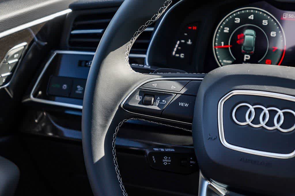 Thumbnail: 2026 Audi Q7 - 16