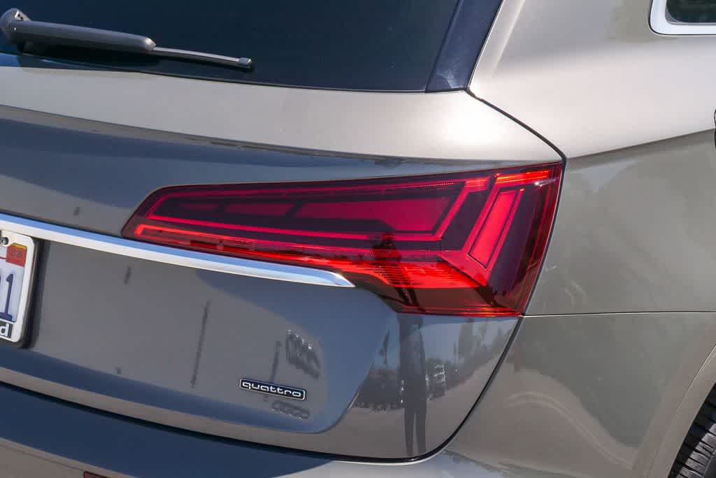 Thumbnail: 2023 Audi Q5 - 10