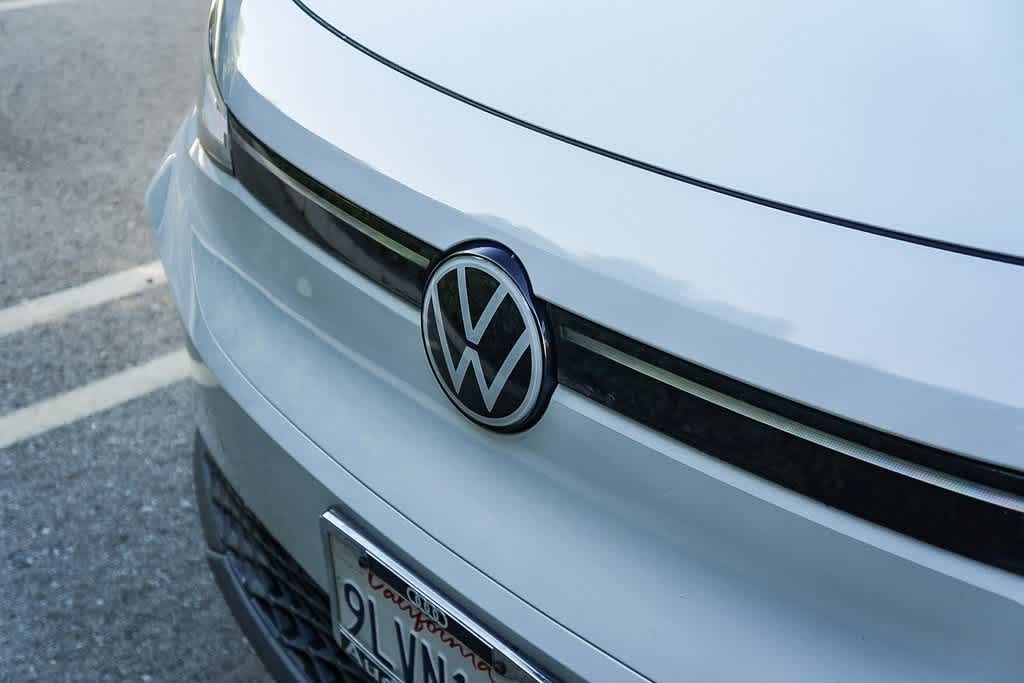 Thumbnail: 2021 Volkswagen ID.4 - 9