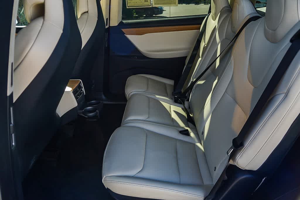 Thumbnail: 2019 Tesla Model X - 21