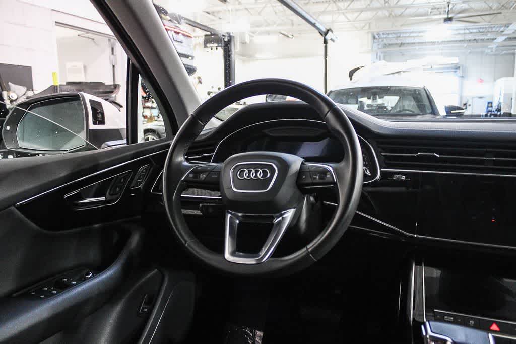 Thumbnail: 2023 Audi Q7 - 13