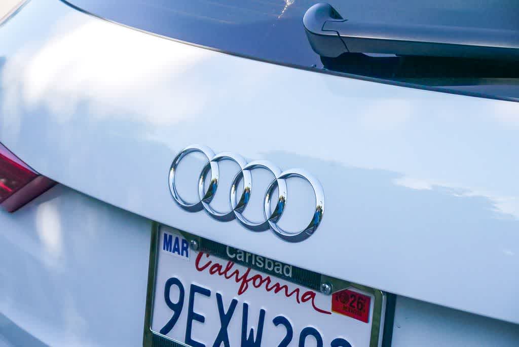 Thumbnail: 2023 Audi Q3 - 11