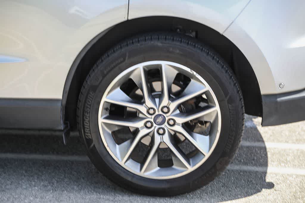 Thumbnail: 2018 Ford Edge - 9
