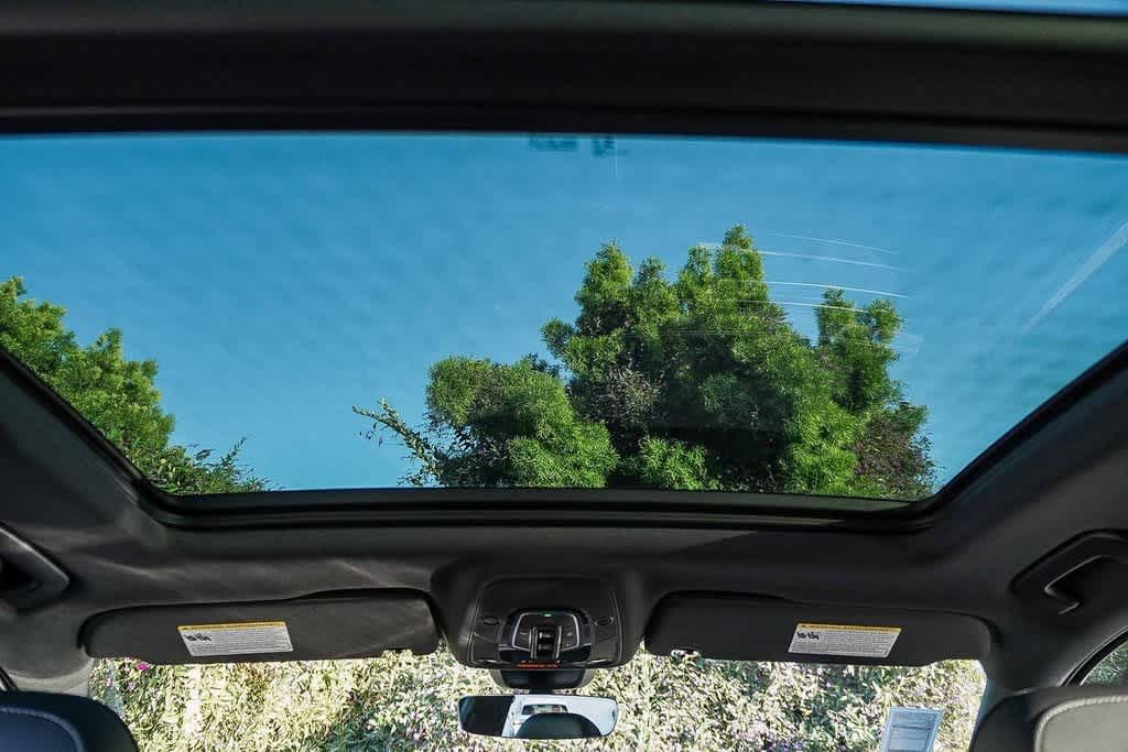 Thumbnail: 2026 Audi Q7 - 18