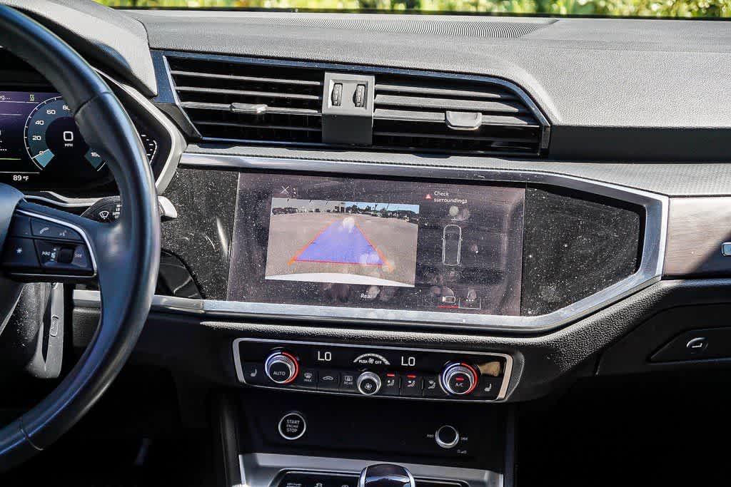 Thumbnail: 2022 Audi Q3 - 13