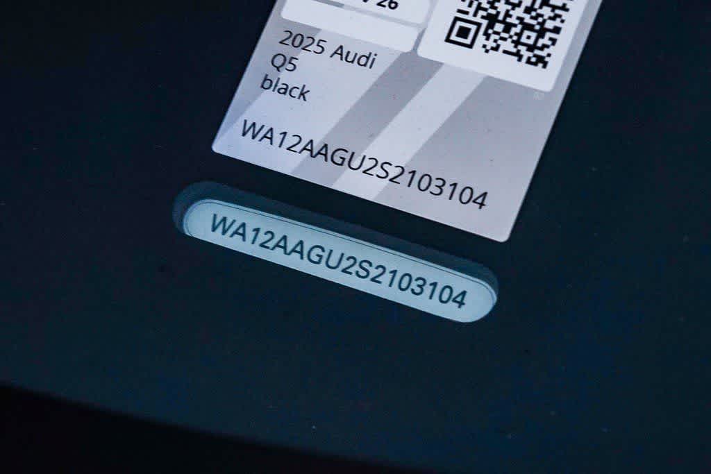 Thumbnail: 2025 Audi Q5 - 32