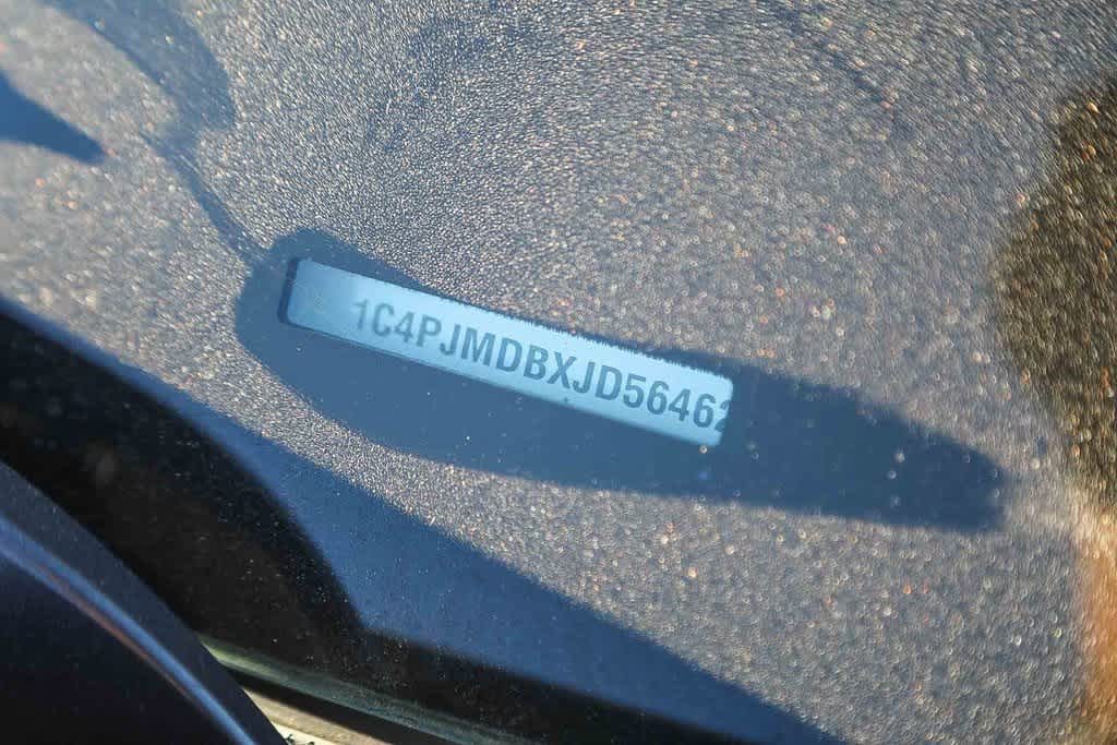 Thumbnail: 2018 Jeep Cherokee - 22