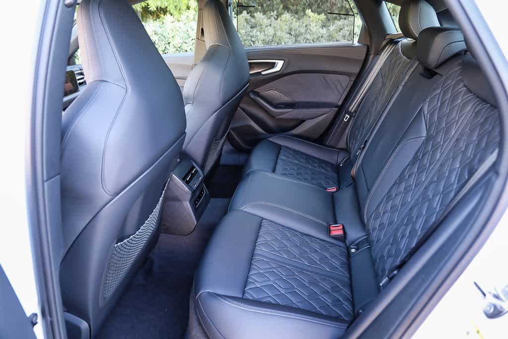 Thumbnail: 2025 Audi S5 - 17