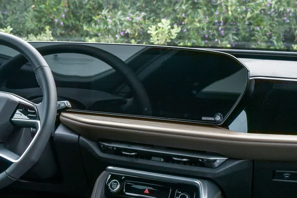 Thumbnail: 2025 Audi Q5 - 13