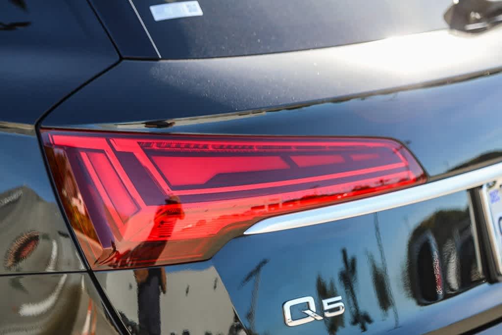 Thumbnail: 2022 Audi Q5 - 8