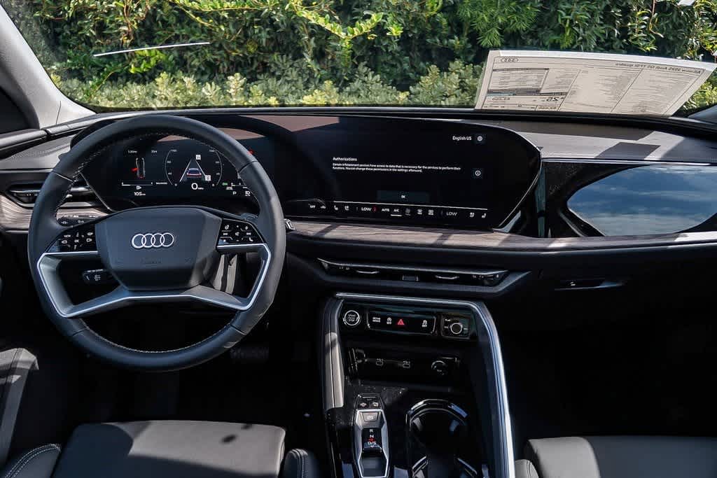 Thumbnail: 2025 Audi Q5 - 12