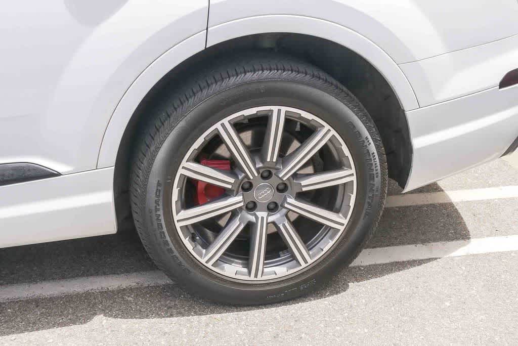 Thumbnail: 2019 Audi Q7 - 7