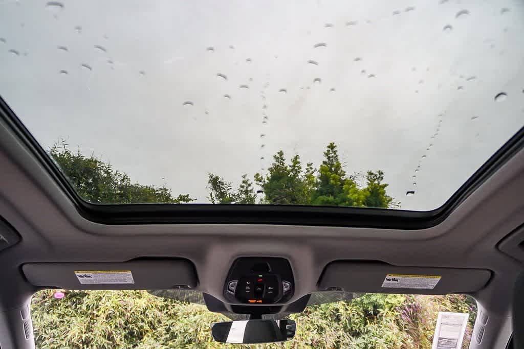 Thumbnail: 2025 Audi Q5 - 18