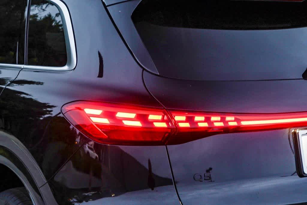 Thumbnail: 2025 Audi Q5 - 7