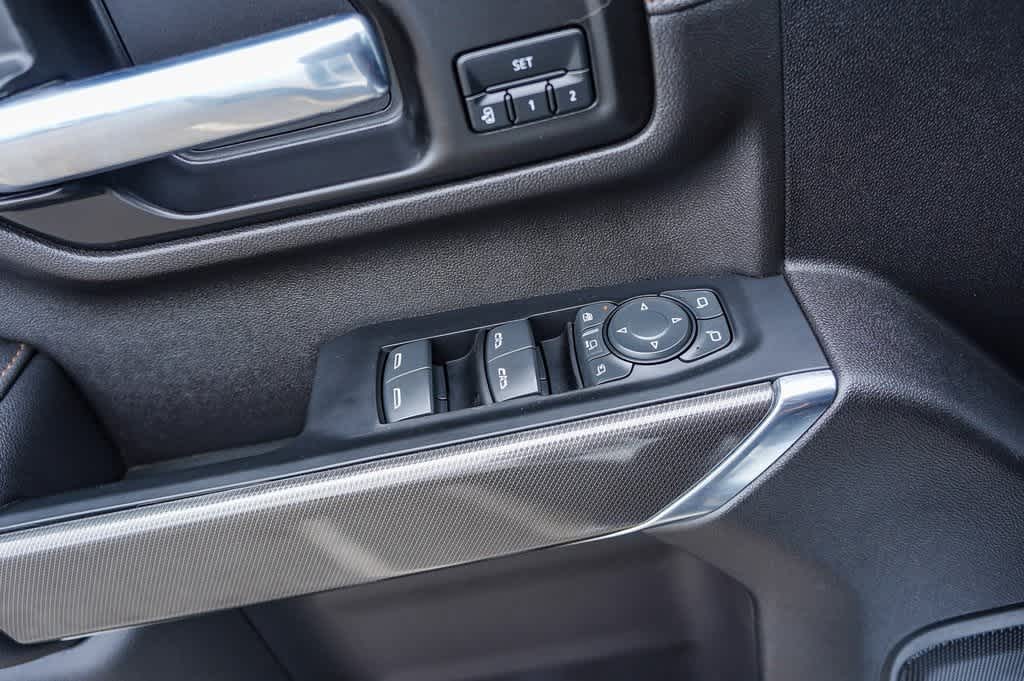 2022 GMC Sierra 2500 AT4 22