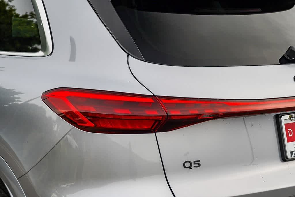 Thumbnail: 2025 Audi Q5 - 7