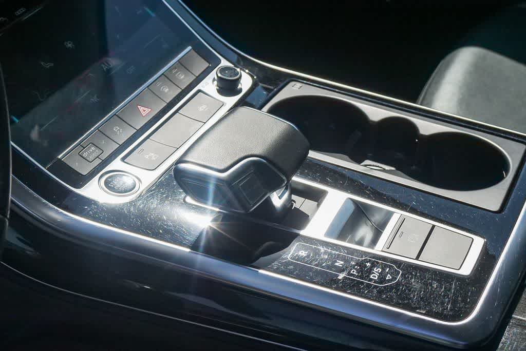 Thumbnail: 2023 Audi Q7 - 17