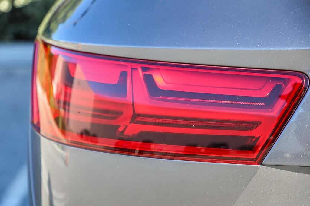 Thumbnail: 2019 Audi Q7 - 8