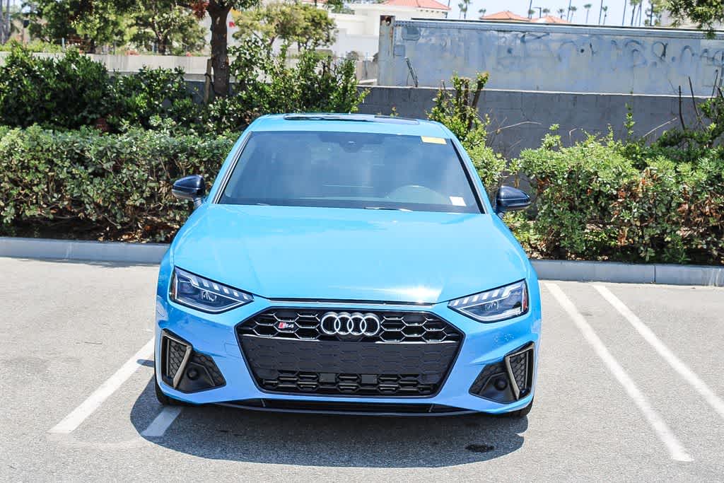 Thumbnail: 2022 Audi S4 - 2