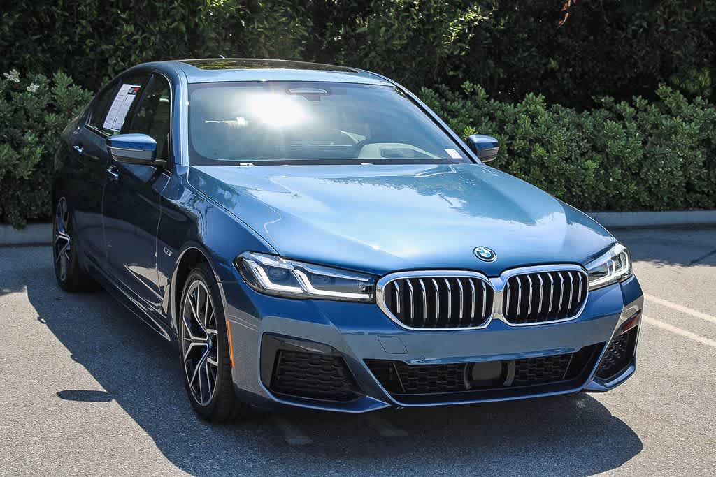 Thumbnail: 2023 BMW 5 Series - 3