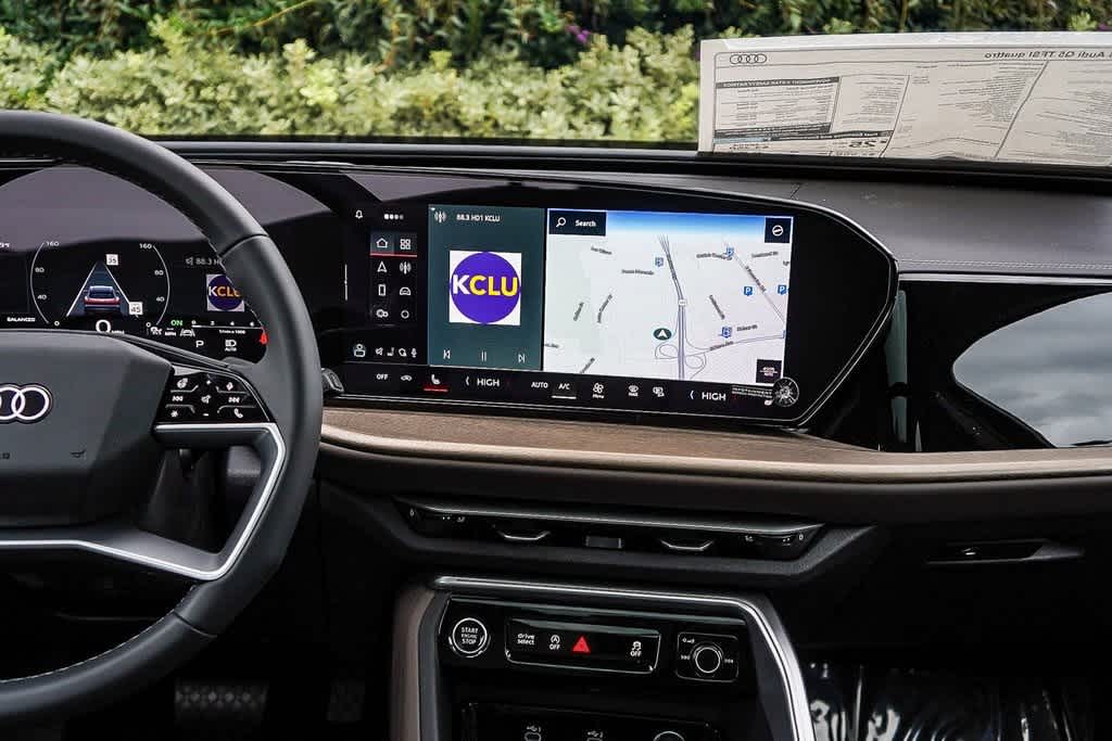 Thumbnail: 2025 Audi Q5 - 13