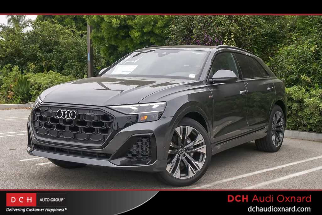 Thumbnail: 2026 Audi Q8 - 1