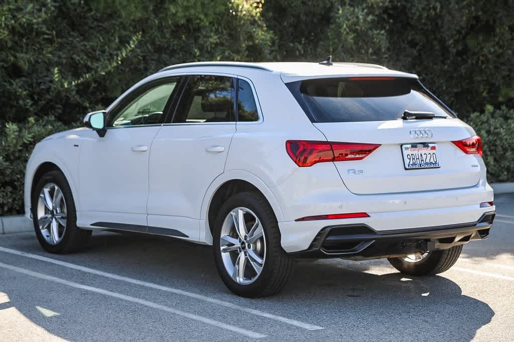 Thumbnail: 2022 Audi Q3 - 6