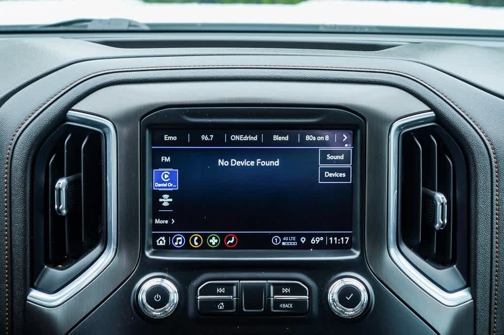 2022 GMC Sierra 2500 AT4 14