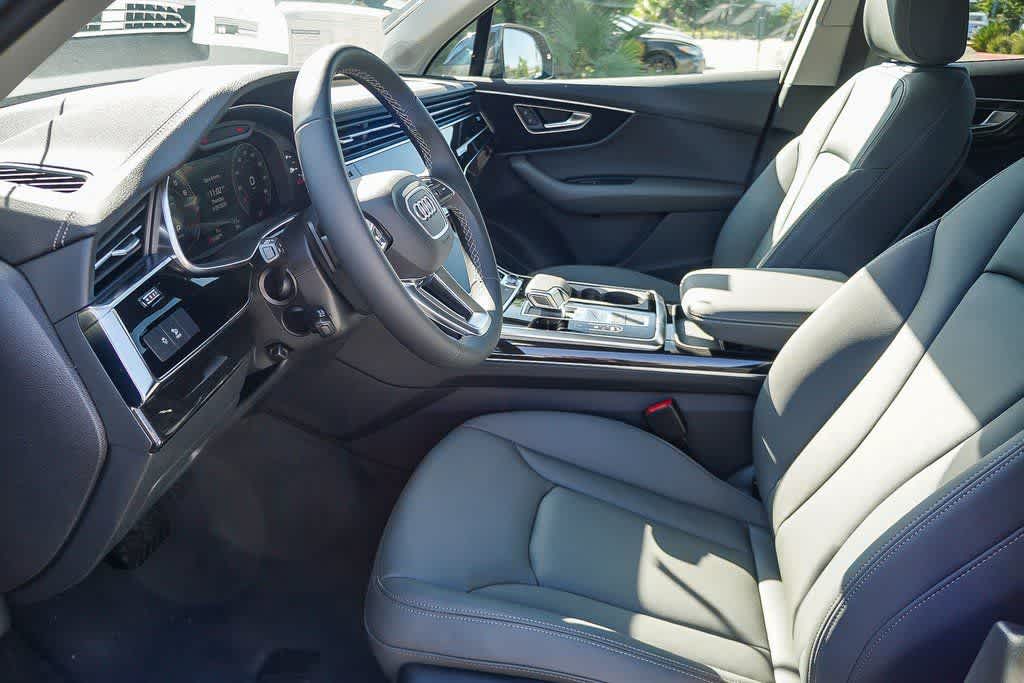 Thumbnail: 2026 Audi Q7 - 20