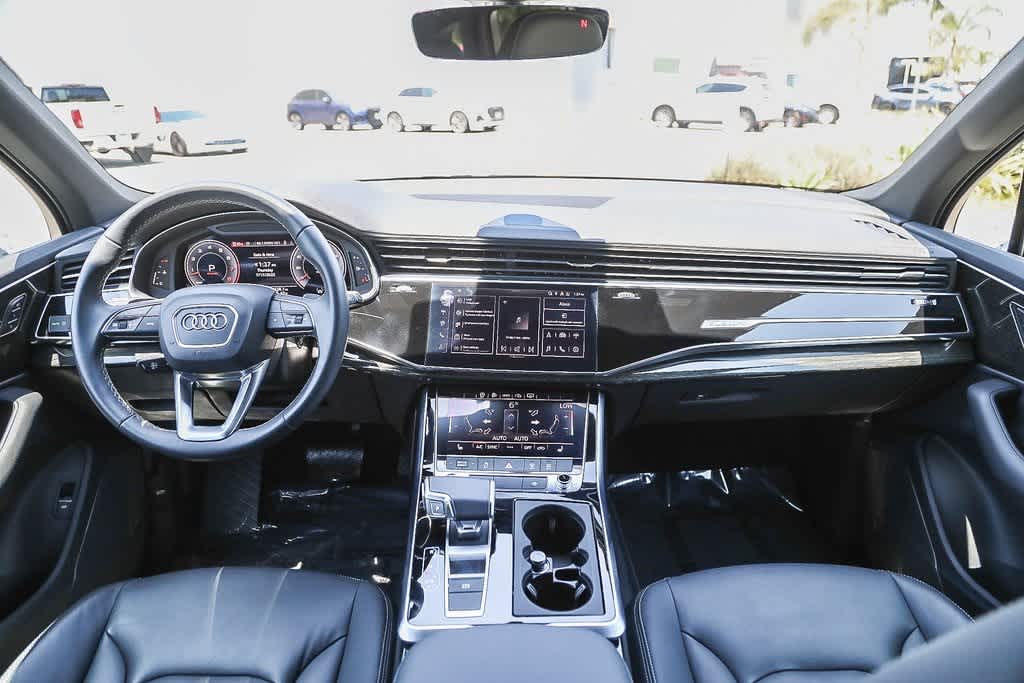 Thumbnail: 2025 Audi Q7 - 11