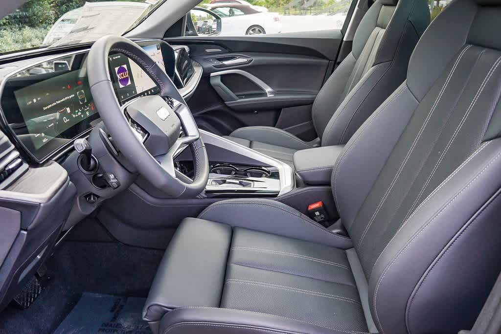 Thumbnail: 2025 Audi Q5 - 20