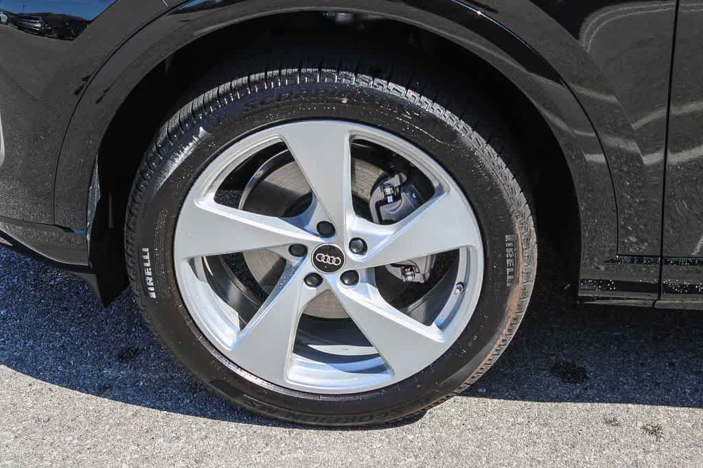 Thumbnail: 2025 Audi Q5 - 5