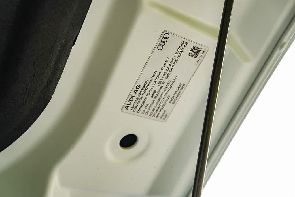 Thumbnail: 2025 Audi Q5 - 30