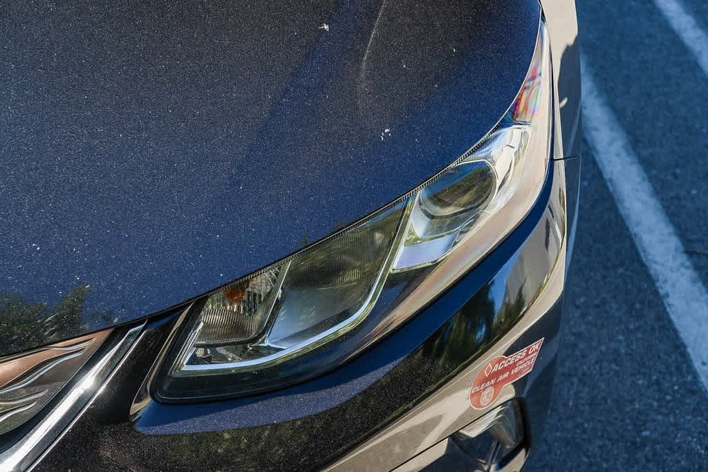 Thumbnail: 2018 Chevrolet Volt - 8