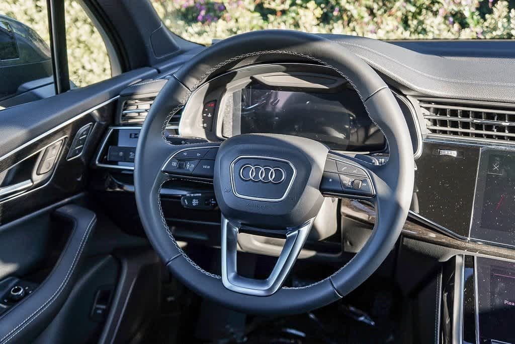 Thumbnail: 2026 Audi Q7 - 15