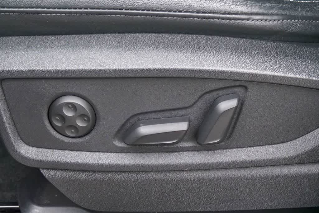 Thumbnail: 2023 Audi Q5 - 19