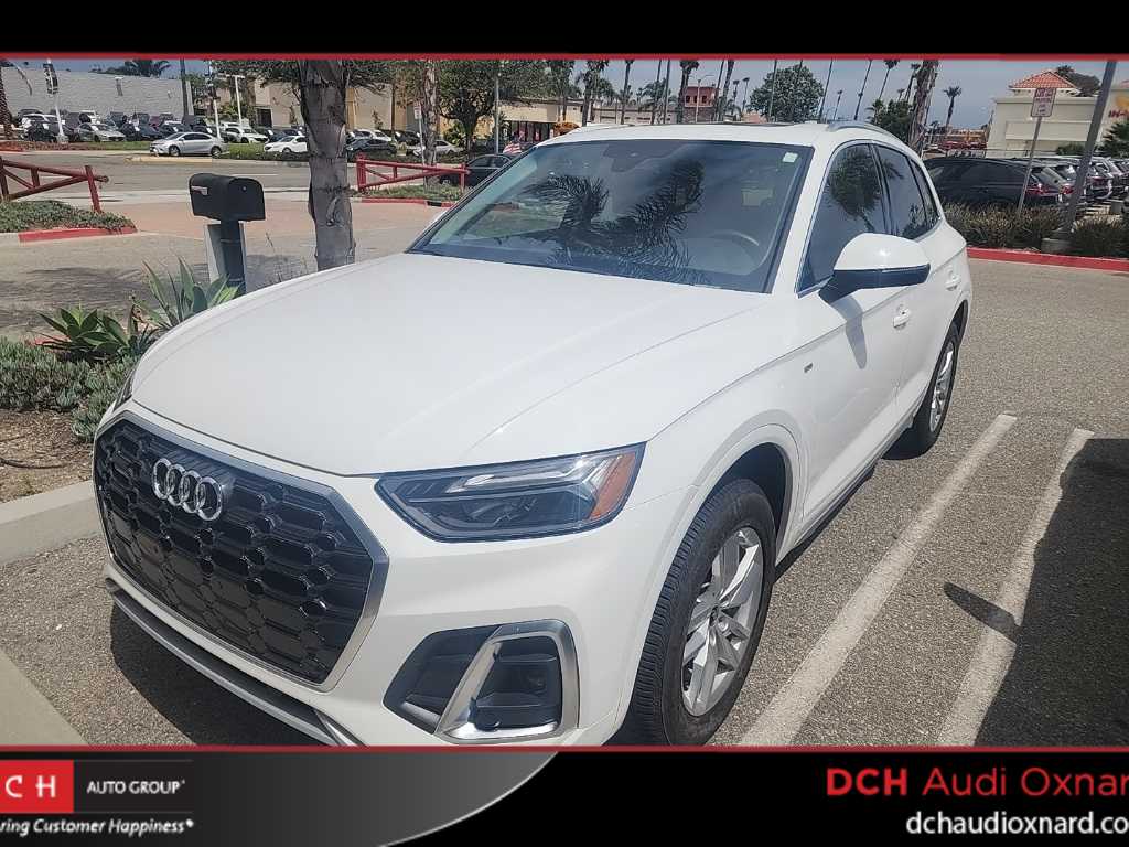 2022 Audi Q5 e Premium Hero Image
