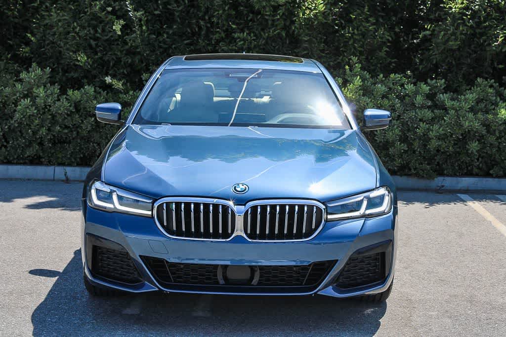 Thumbnail: 2023 BMW 5 Series - 2