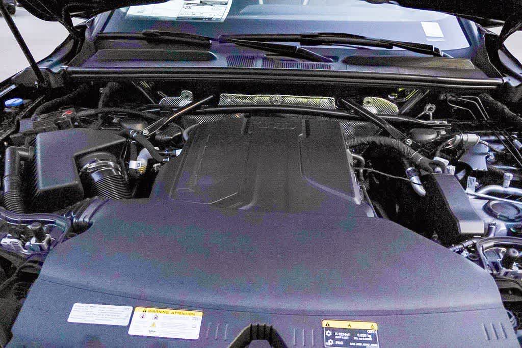 Thumbnail: 2025 Audi Q5 - 30