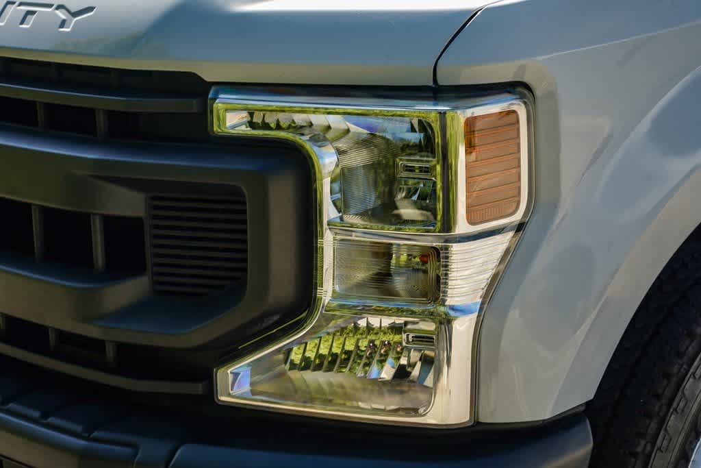 2020 Ford Econoline E-250 8