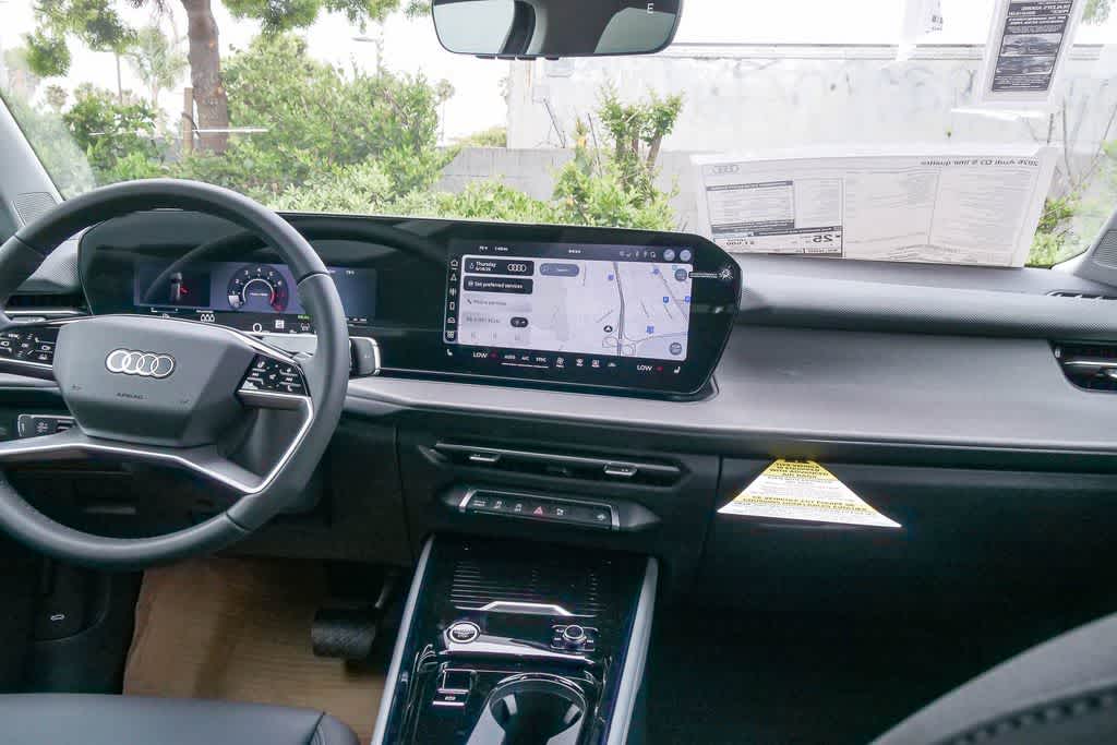 Thumbnail: 2026 Audi Q3 - 12
