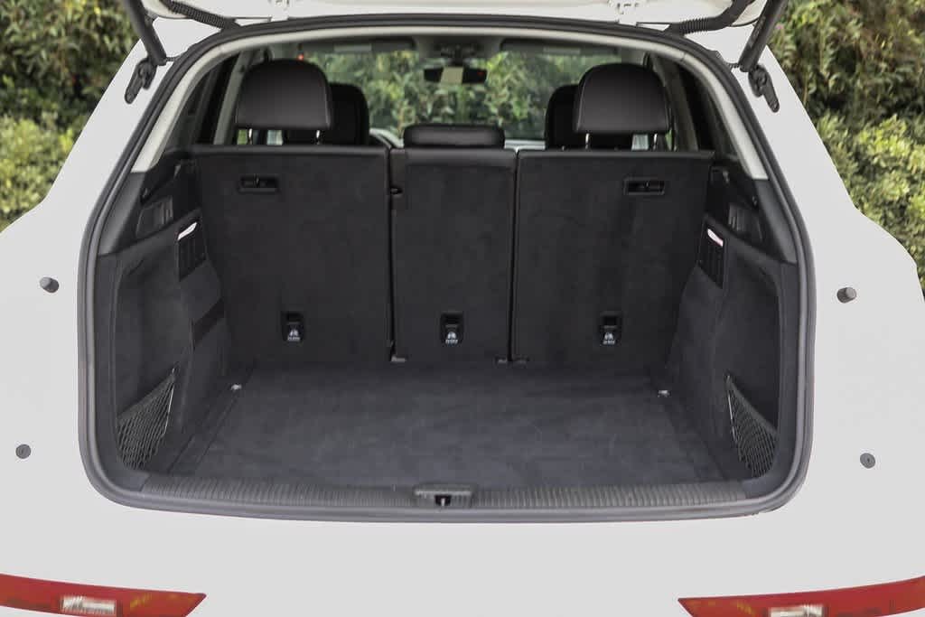 Thumbnail: 2023 Audi Q5 - 24