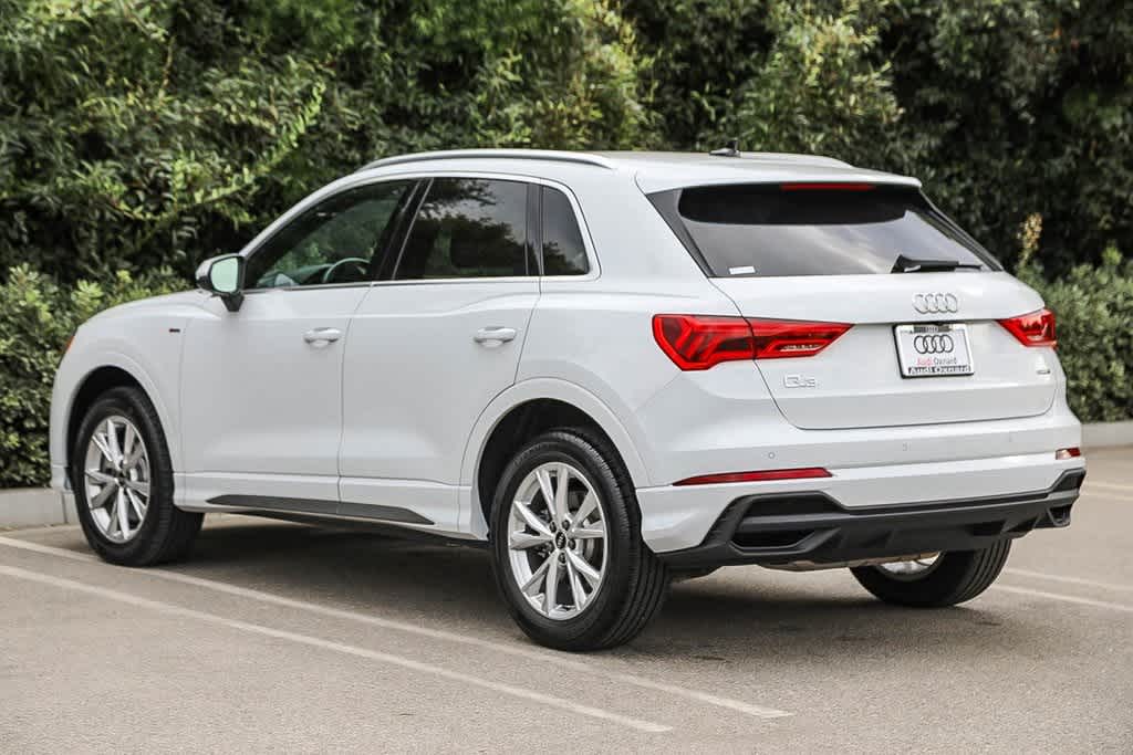 Thumbnail: 2022 Audi Q3 - 6